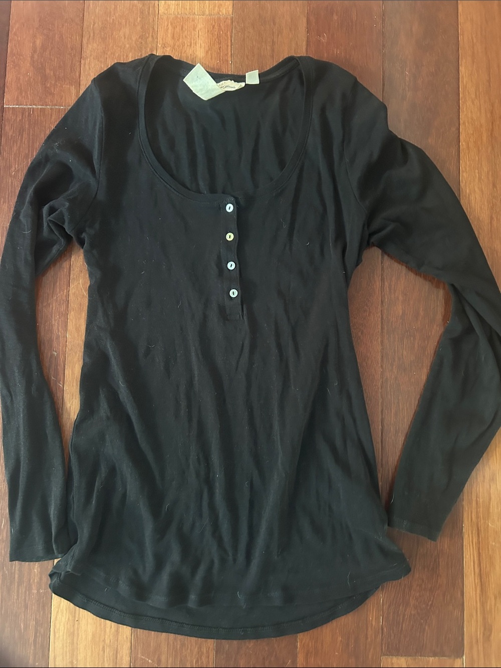 Women's Black Long-Sleeve Scoop Henley Top